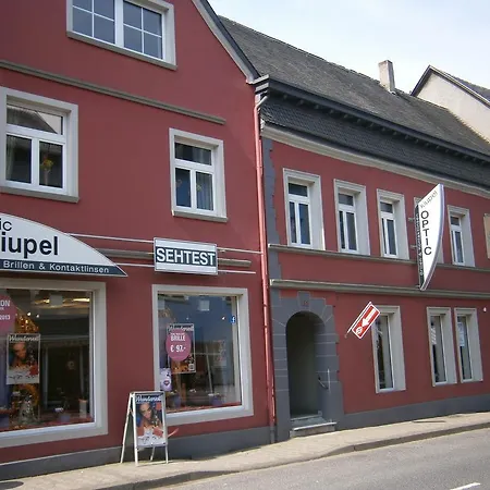 Ferienwohnung am Nürburgring Adenau Zimmer foto